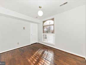 3316 Woodburn Village Drive 12, Annandale VA 22003