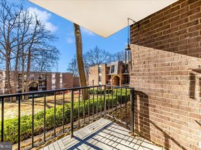 3316 Woodburn Village Drive 12, Annandale VA 22003