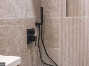 514 S 20TH Street B, Philadelphia PA 19146