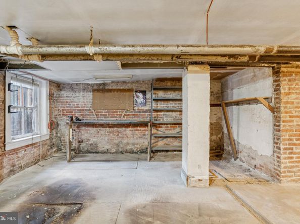 3172 17TH Street NW, Washington DC 20010