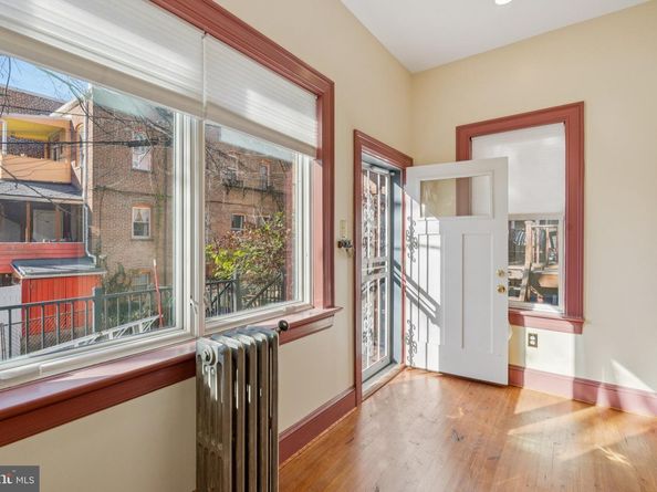 3172 17TH Street NW, Washington DC 20010