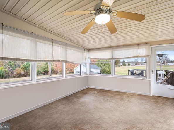 912 Edgewood Avenue, Folsom PA 19033