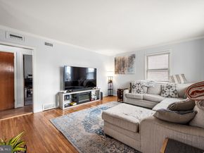 912 Edgewood Avenue, Folsom PA 19033