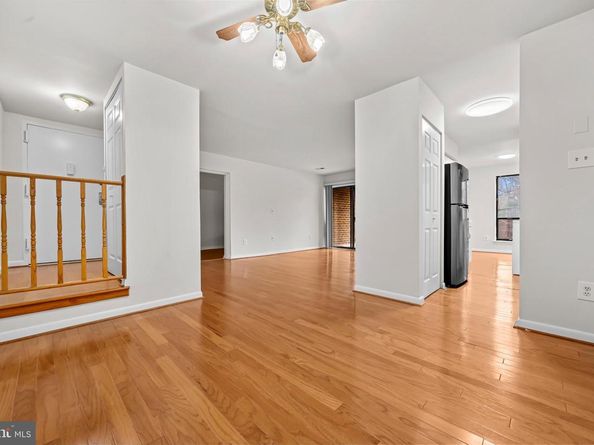 11200 Chestnut Grove Square 203, Reston VA 20190