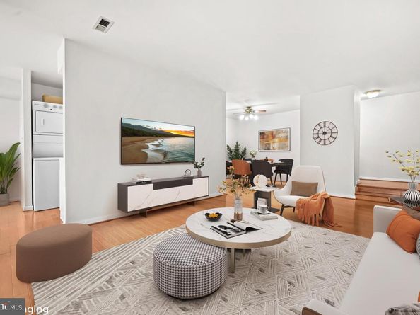 11200 Chestnut Grove Square 203, Reston VA 20190