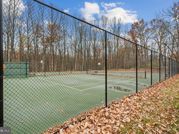 11200 Chestnut Grove Square 203, Reston VA 20190