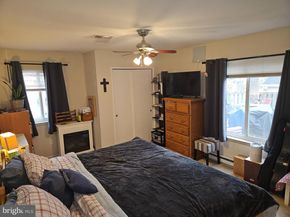 1525 Hiddenbrook Drive, Herndon VA 20170