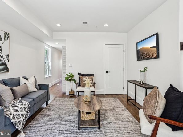 322 56TH Street NE, Washington DC 20019