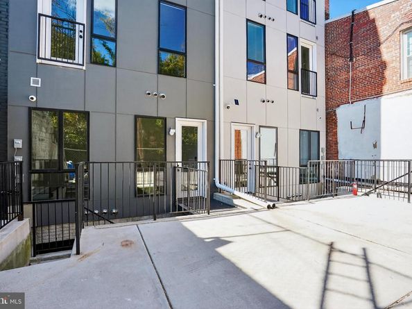 7319 Georgia Avenue NW, Washington DC 20012