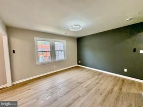 2008 38TH Street SE 302, Washington DC 20020