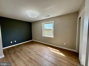 2008 38TH Street SE 302, Washington DC 20020