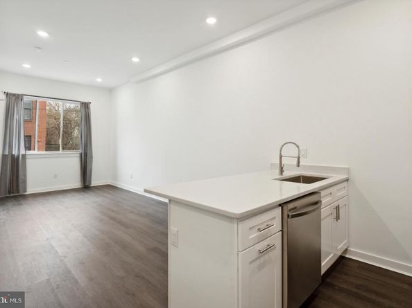 2032 N 18TH Street, Philadelphia PA 19121