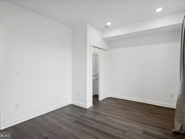 2032 N 18TH Street, Philadelphia PA 19121