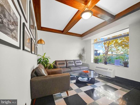 1801 Clydesdale Place NW 211, Washington DC 20009