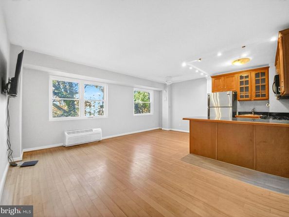 1801 Clydesdale Place NW 211, Washington DC 20009