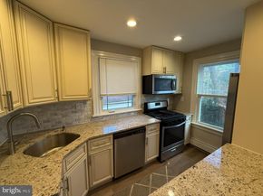 407 W Waverly Road, Glenside PA 19038