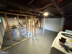 407 W Waverly Road, Glenside PA 19038