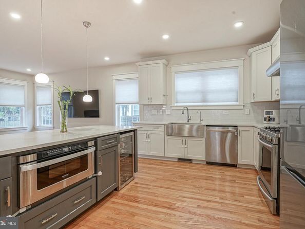 538 Leverington Avenue C, Philadelphia PA 19128