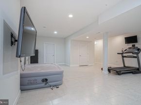 538 Leverington Avenue C, Philadelphia PA 19128