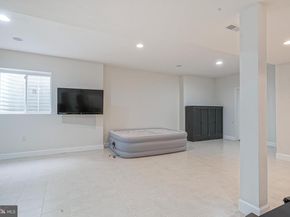 538 Leverington Avenue C, Philadelphia PA 19128