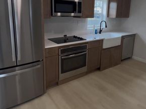 30 Mistletoe Lane, Levittown PA 19054