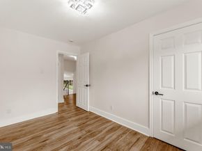 7101 N Mount Pleasant Place, Philadelphia PA 19119