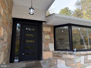 7101 N Mount Pleasant Place, Philadelphia PA 19119