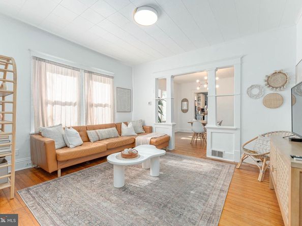 864 North Avenue, Springfield PA 19064