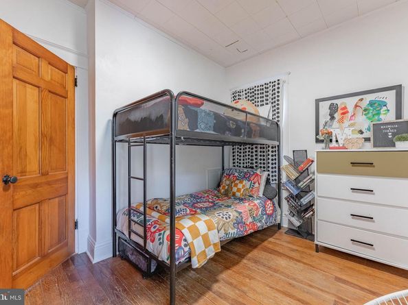 864 North Avenue, Springfield PA 19064