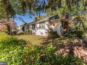 864 North Avenue, Springfield PA 19064