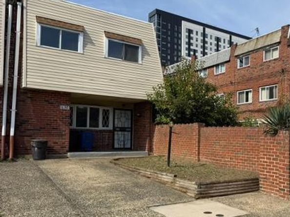 1630 N 10TH Street, Philadelphia PA 19122