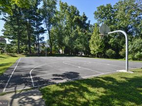 10132 Colebrook Avenue, Potomac MD 20854