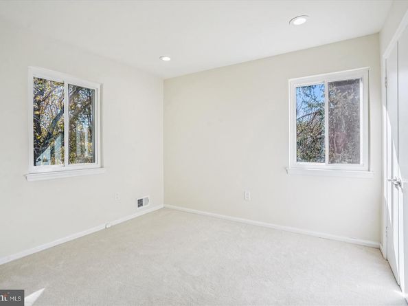 10132 Colebrook Avenue, Potomac MD 20854