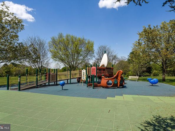 10132 Colebrook Avenue, Potomac MD 20854
