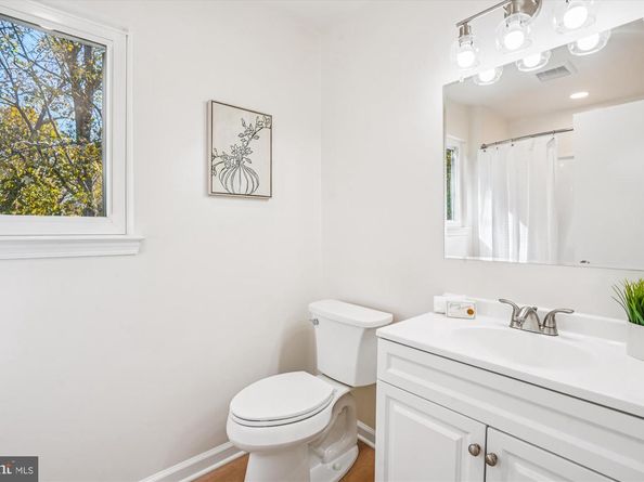 10132 Colebrook Avenue, Potomac MD 20854