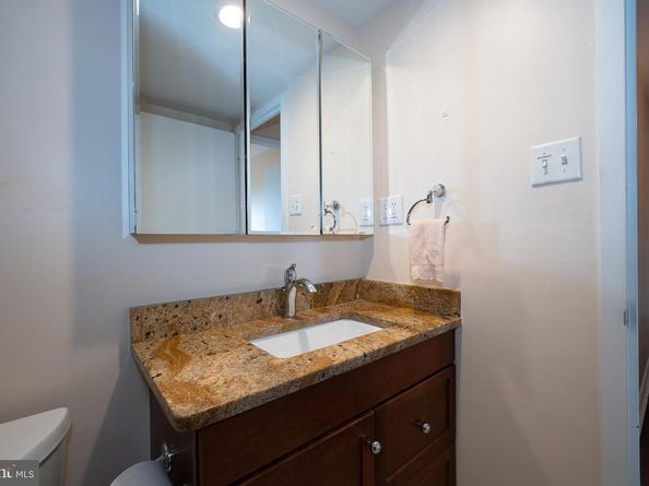 1001 City Avenue EC1106, Wynnewood PA 19096