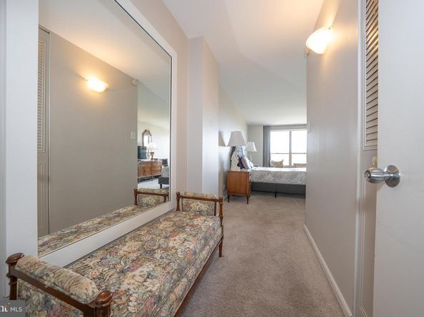 1001 City Avenue EC1106, Wynnewood PA 19096