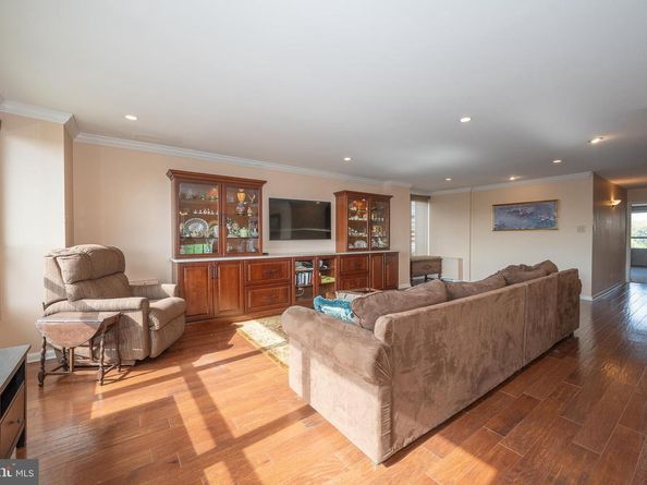 1001 City Avenue EC1106, Wynnewood PA 19096