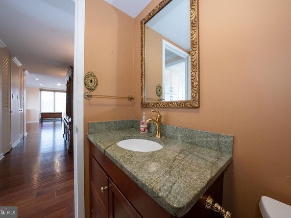 1001 City Avenue EC1106, Wynnewood PA 19096