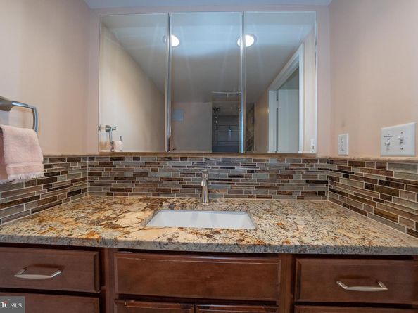 1001 City Avenue EC1106, Wynnewood PA 19096