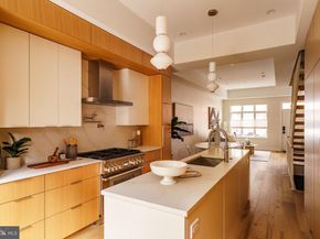 2104 Naudain Street, Philadelphia PA 19146