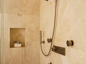 2104 Naudain Street, Philadelphia PA 19146