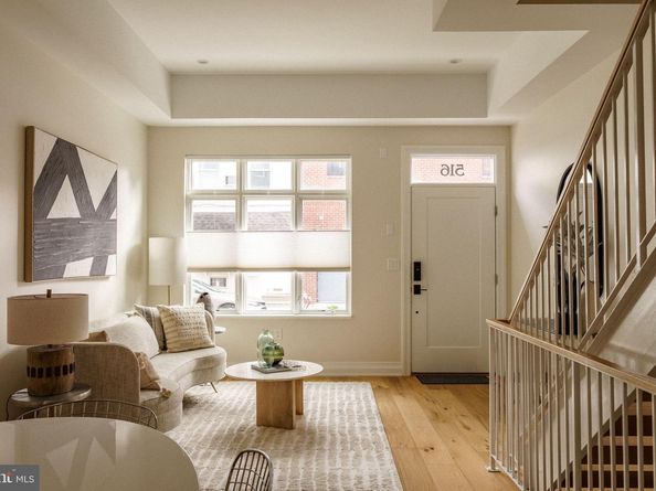 2104 Naudain Street, Philadelphia PA 19146