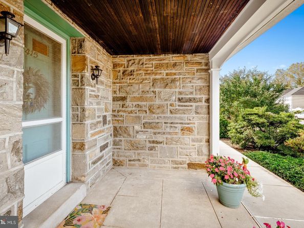 9415 Evans Street, Philadelphia PA 19115