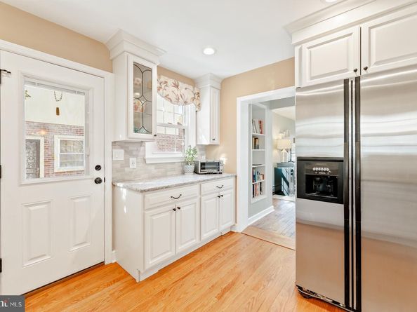 9415 Evans Street, Philadelphia PA 19115