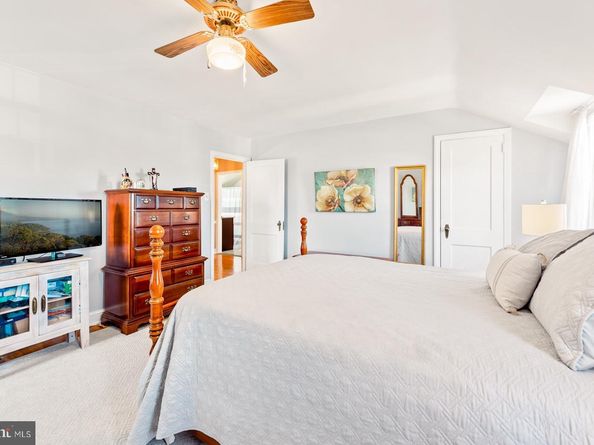 9415 Evans Street, Philadelphia PA 19115