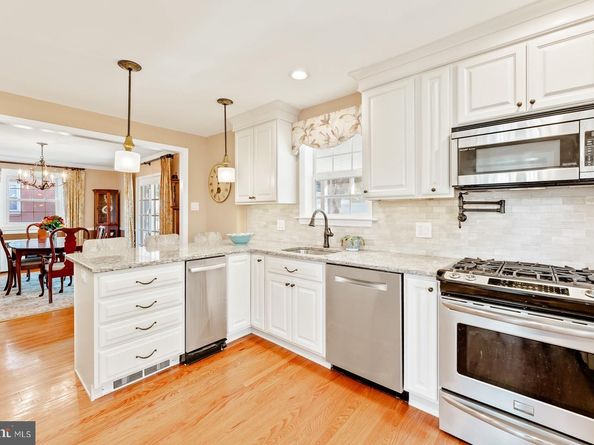 9415 Evans Street, Philadelphia PA 19115