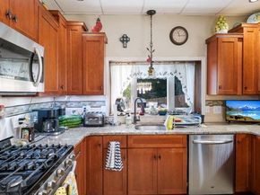 7301 Chestnut Ave, Elkins Park PA 19027