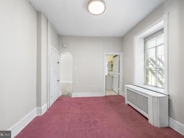 7301 Chestnut Ave, Elkins Park PA 19027