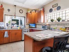 7301 Chestnut Ave, Elkins Park PA 19027